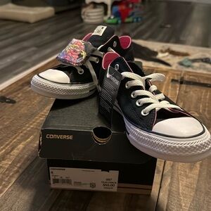 Converse double tongue size 8